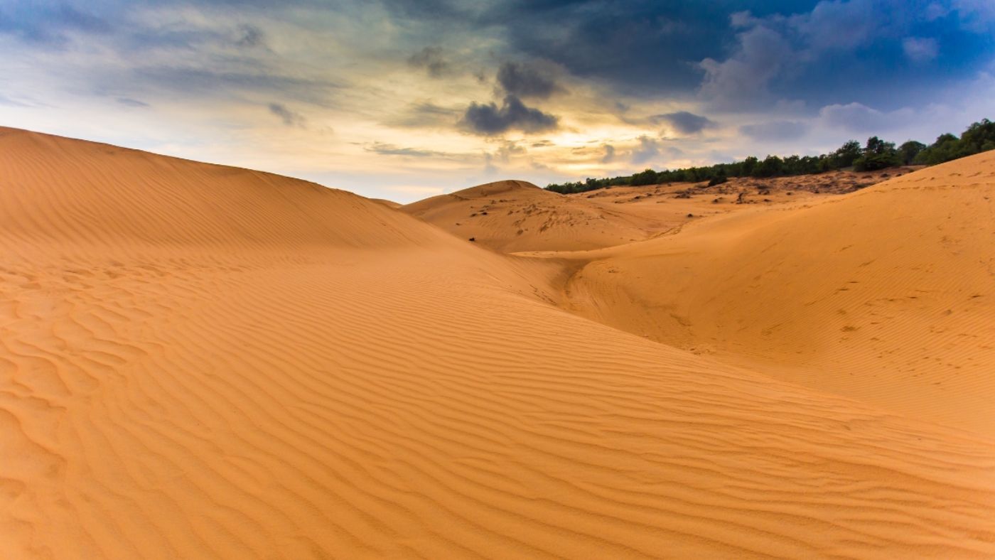 MUI NE: Your Guide to the Vietnamese Paradise 4 Bau Trang Sand Dune
