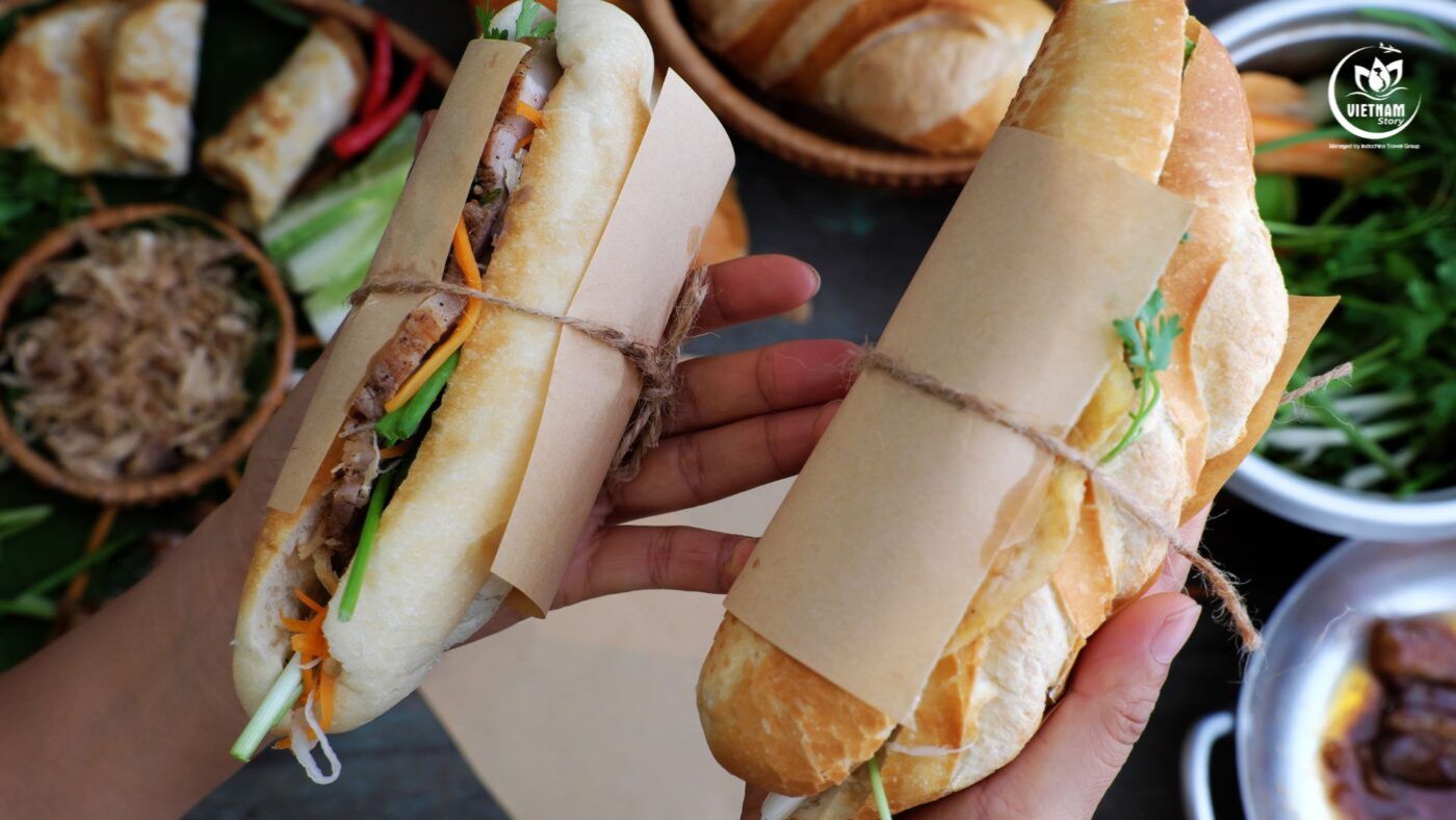 HO CHI MINH CITY: A Vibrant Fusion of History and Modernity 5 There are many special dishes in Ho Chi Minh City.