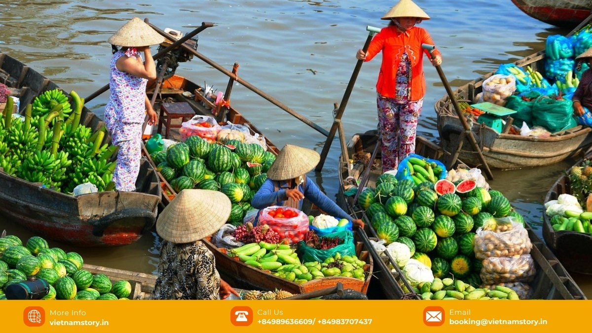 Discover the Vibrant Floating Markets in Vietnam: An Unforgettable Mekong Delta Experience 12 Phong Dien floating market near Can Tho offers an intimate and authentic experience with fewer boats and a focus on local retail trade.
