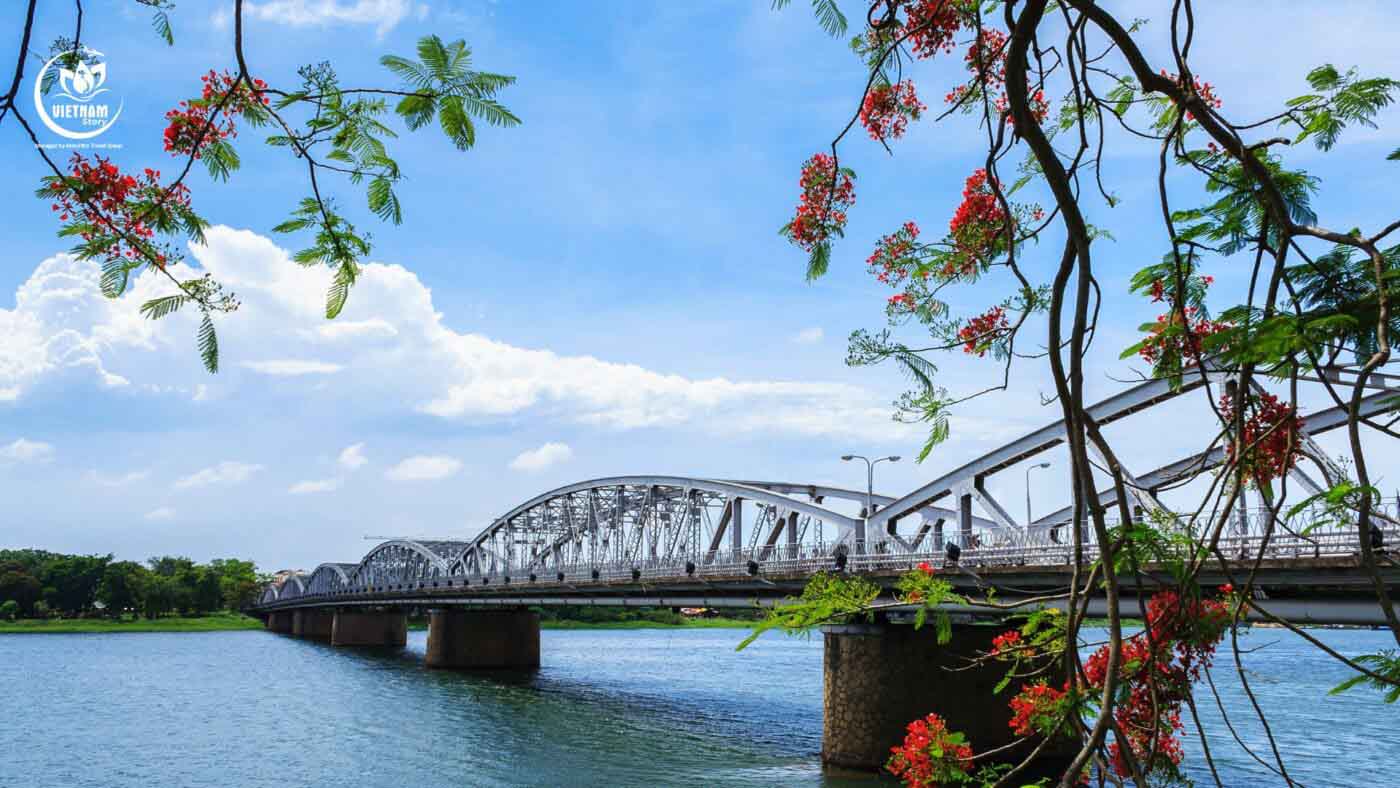 HUE: Where History Meets Charm in Vietnam 2 truong tien bridge