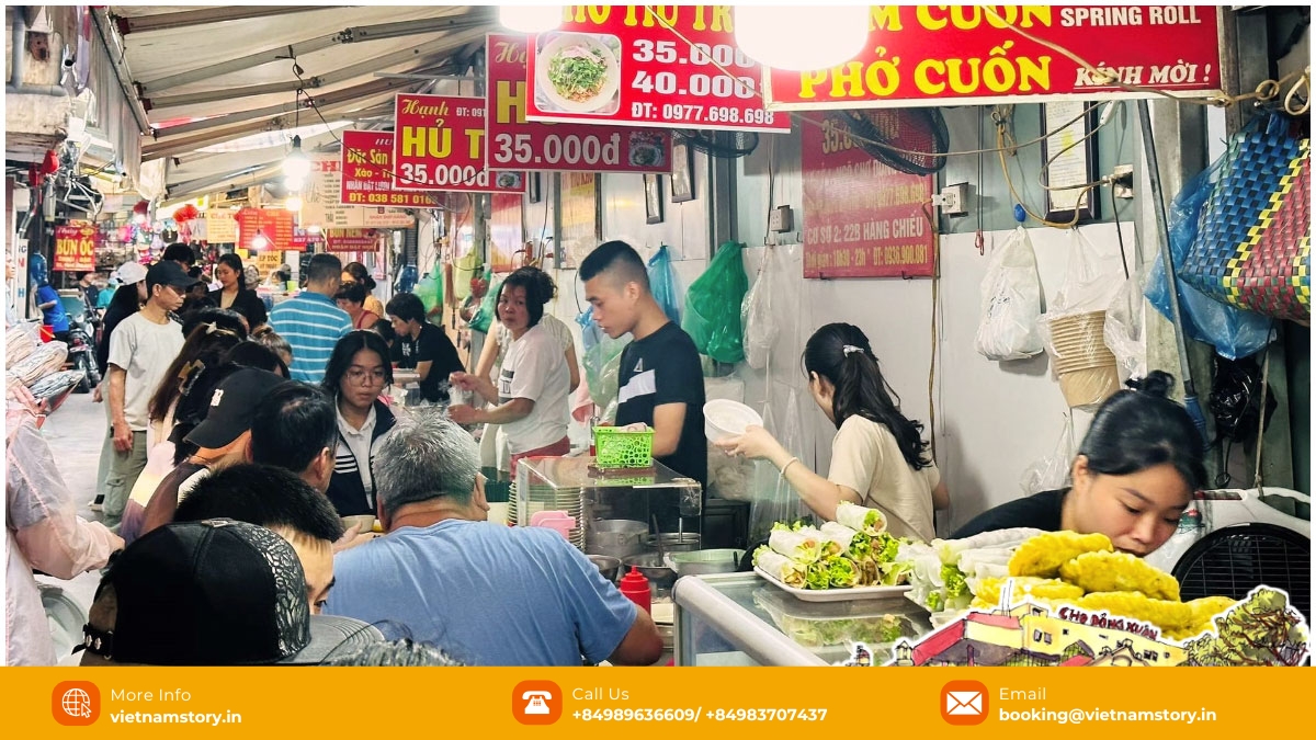 Many Vietnamese specialties, part of the vibrant street food scene, can be found around Dong Xuan Market. Many Vietnamese specialties can be found around Dong Xuan Market