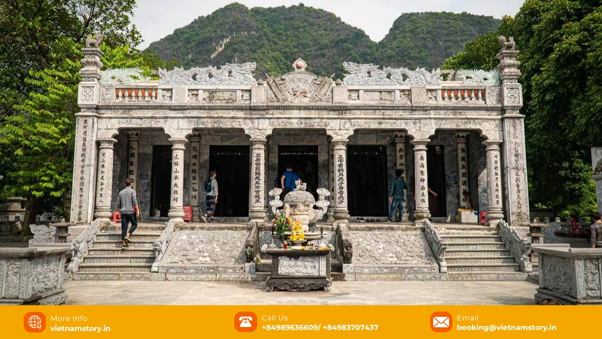 Thai Vi Temple: Discover Ninh Binh's serene royal retreat in Tam Coc 4 Thai Vi Temple features an architectural style that blends Eastern and Western elements.