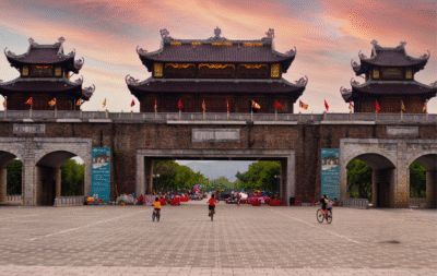 Ninh Binh - Hoa Lu- Trang An