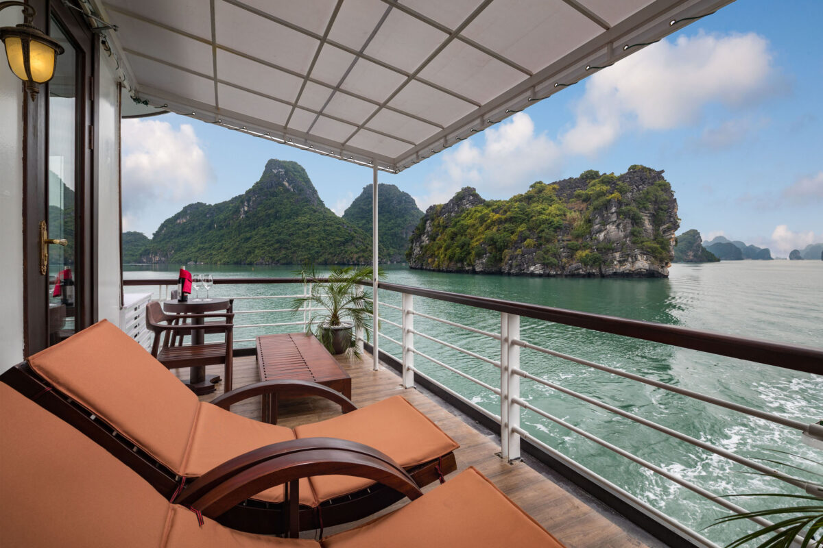 orchid trendy exclusive suite terrace 1