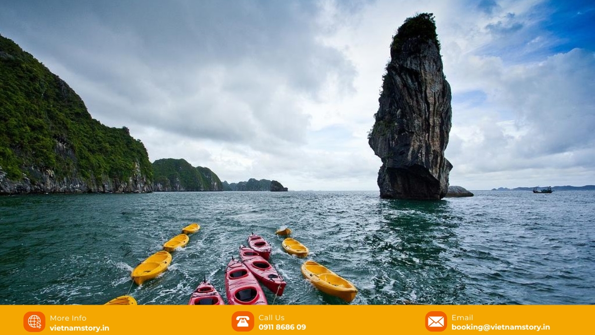 Thumb Islet (Hon Ngon Cai): Nature’s "Thumbs-Up" to Travelers 3 You may kayak around Thumb Islet Halong. It leads to a new perspective on the islet form.