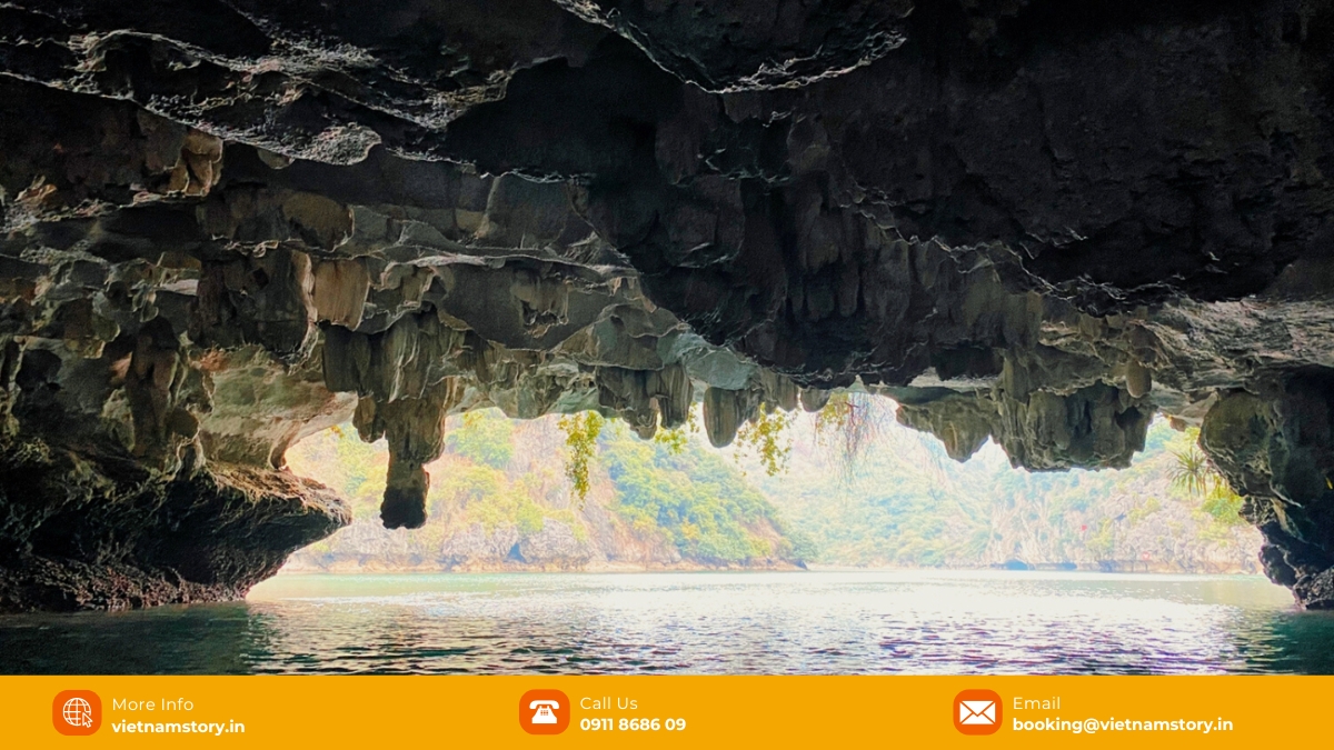 Dark And Bright Cave: Your Gateway to the Hidden Lagoons of Lan Ha Bay 4 Bright and Dark Caves, Ha Long, allow visitors to immerse themselves in nature's raw beauty