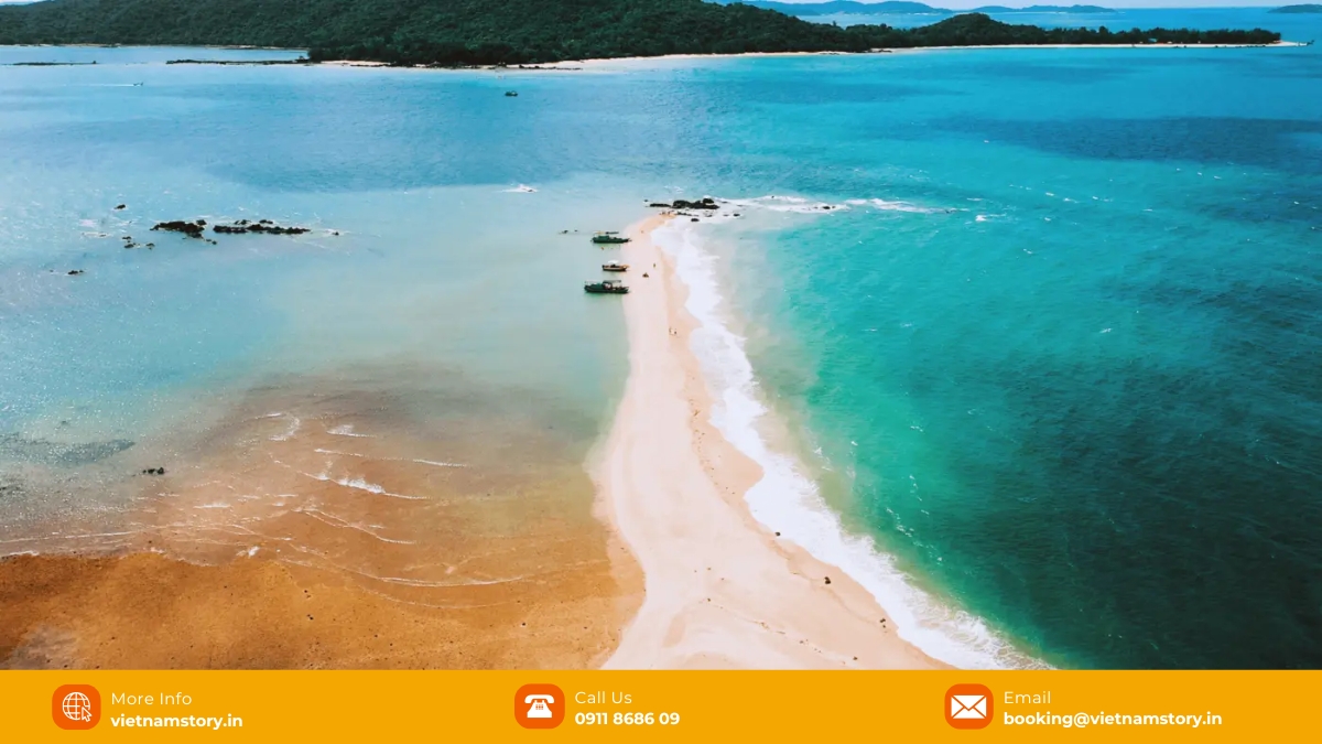 Co To Island: A 2026 Guide to Quang Ninh's "Jade Pearl" 5 There are 3 main beaches here in Co To Island which tourists visit the most: Tinh Yeu Beach, Hong Van Beach and Van Chay Beach.