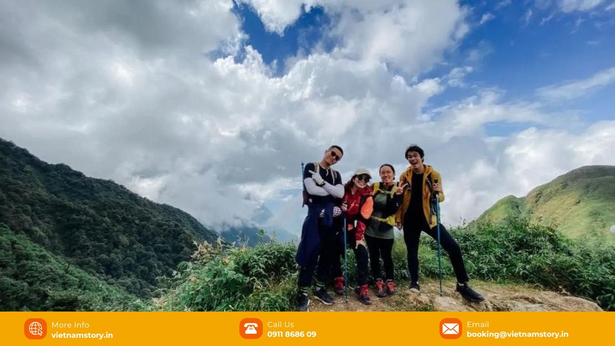 Fansipan Mountain: The 2026 "Roof of Indochina" Master Guide 7 Travelers can reach Fansipan, the tallest mountain in Vietnam by either hiking or taking a cable car