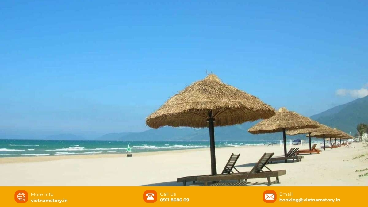 Bai Chay Halong: The Ultimate Guide To Vietnam’s Sleepless Tourism Hub 3 Bai Chay in Quang Ninh is like a seaside paradise in the "black gold" region.